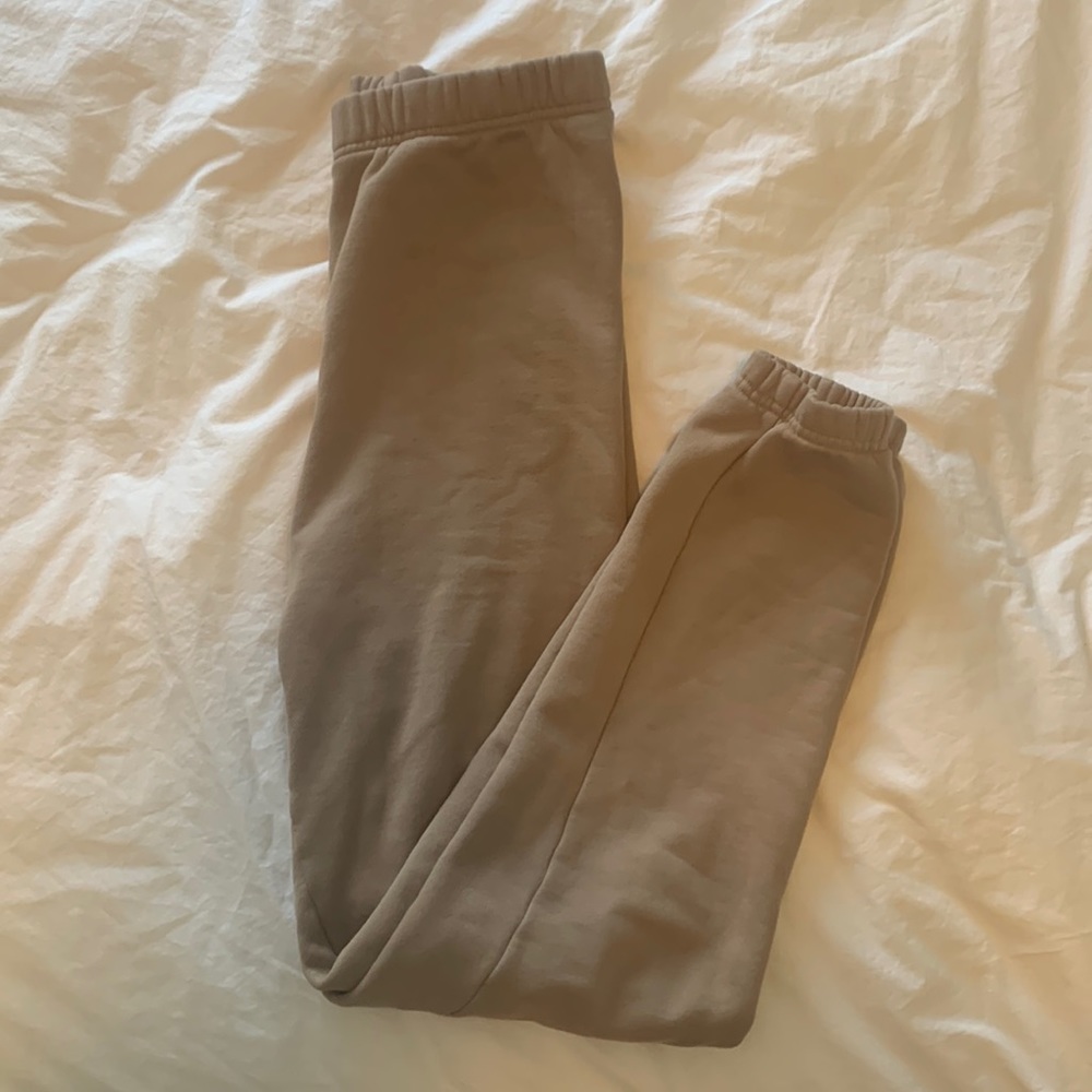 Aritzia TNA Cozy AF high waisted sweatpants